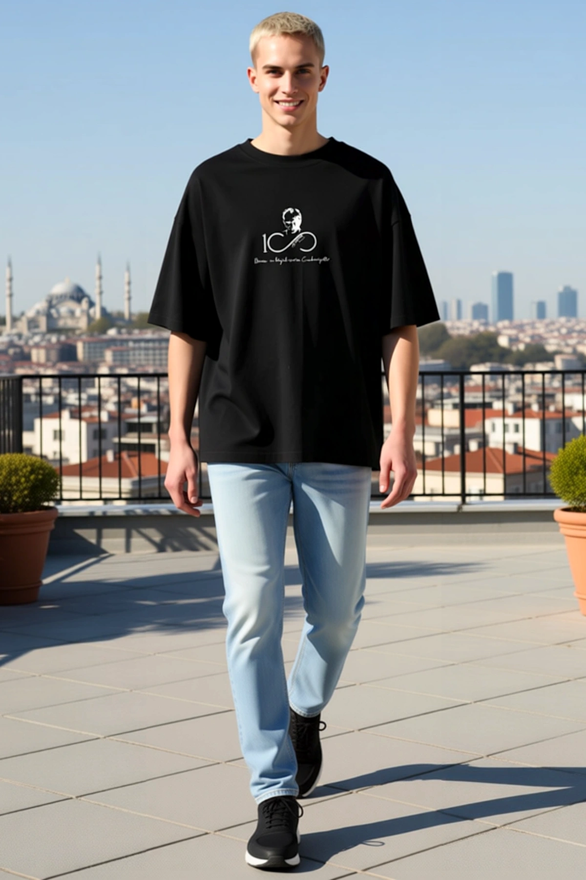 Erkek Bisiklet Yaka Oversize Kalıp Atatürk Portreli Yüzüncü Yıl Sonsuzluk Yazılı Baskılı Tişört