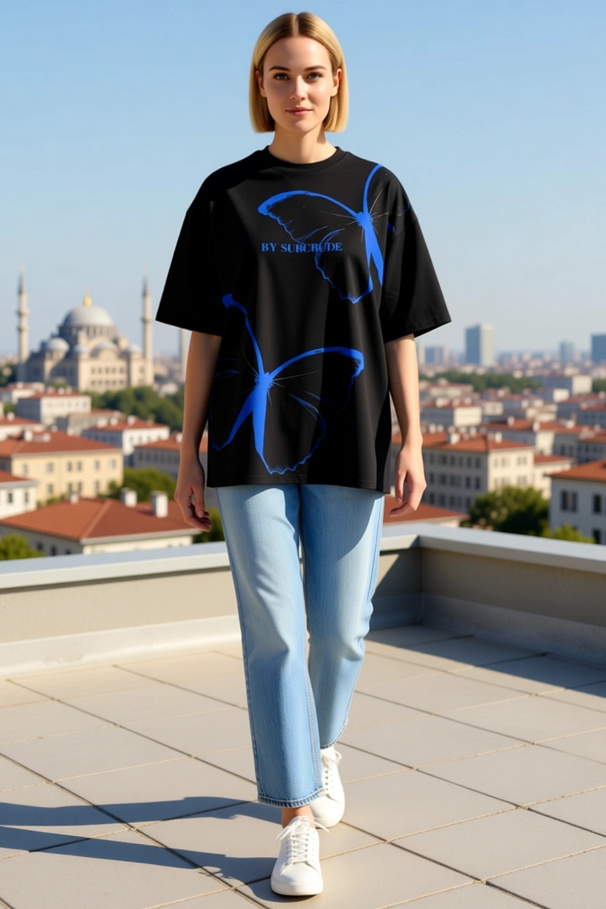 Kadın Oversize Bisiklet Yaka Kelebek Baskılı Düşük Omuz Kısa Kollu Rahat Kalıp Günlük Tişört Modern