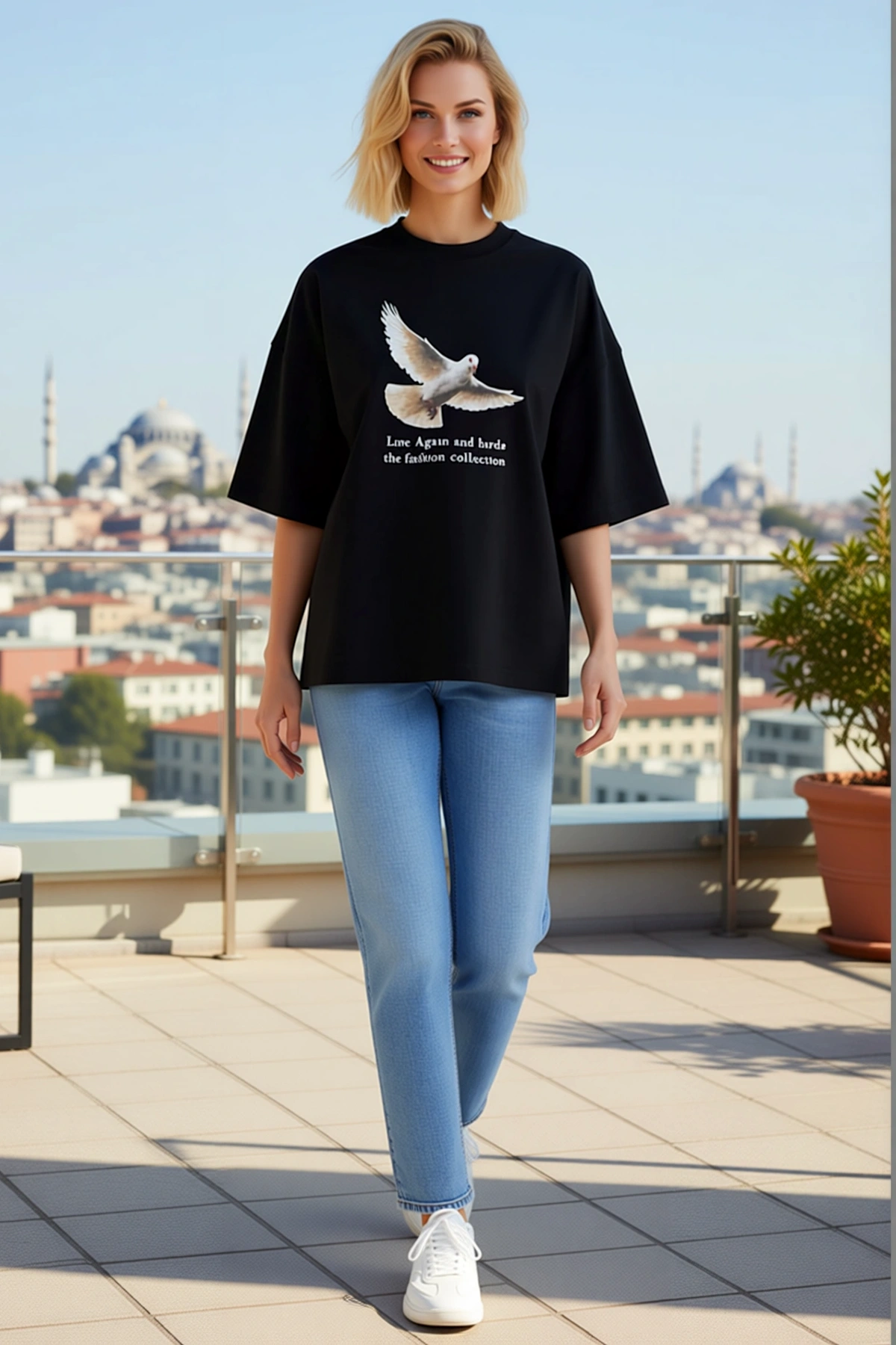 Kadın Oversize Bisiklet Yaka Güvercin Figürlü Yazı Baskılı Geniş Kollu Düşük Omuz Günlük Tişört