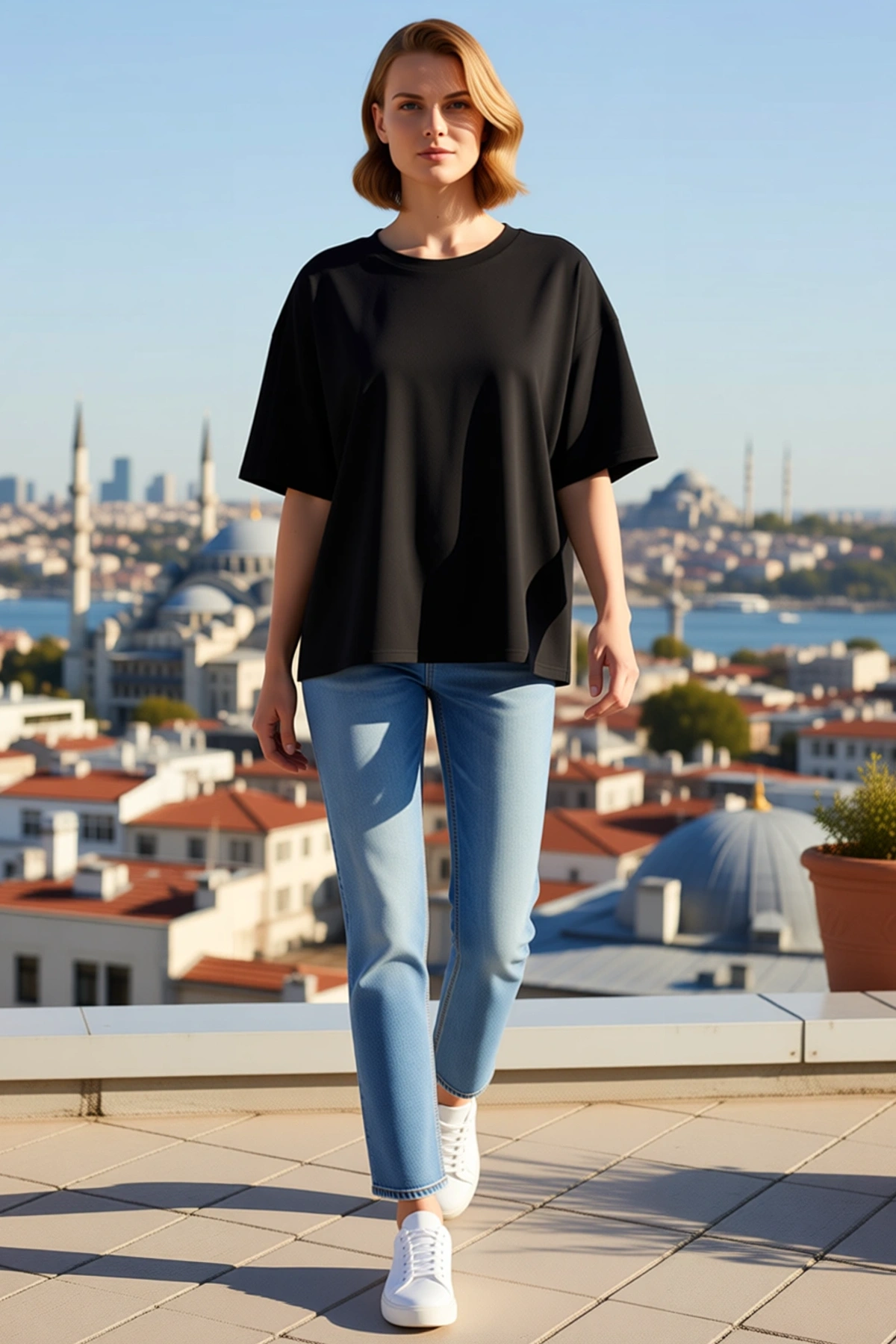 Kadın Oversize Bisiklet Yaka Sırt Baskılı Peluş Ayıcık Görselli Esprili Yazılı Rahat Kesim Tişört