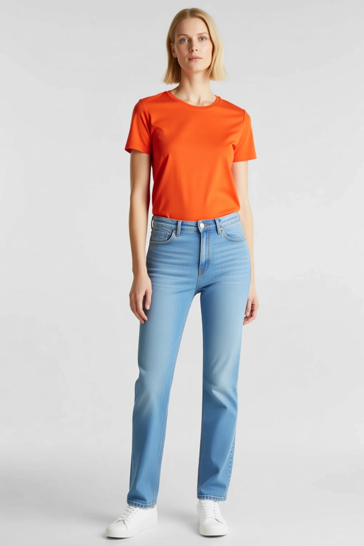 Bisiklet Yaka Kısa Kollu Slim Fit Likralı Kadın Tişört Günlük Kullanıma Uygun Basic Body Kesim