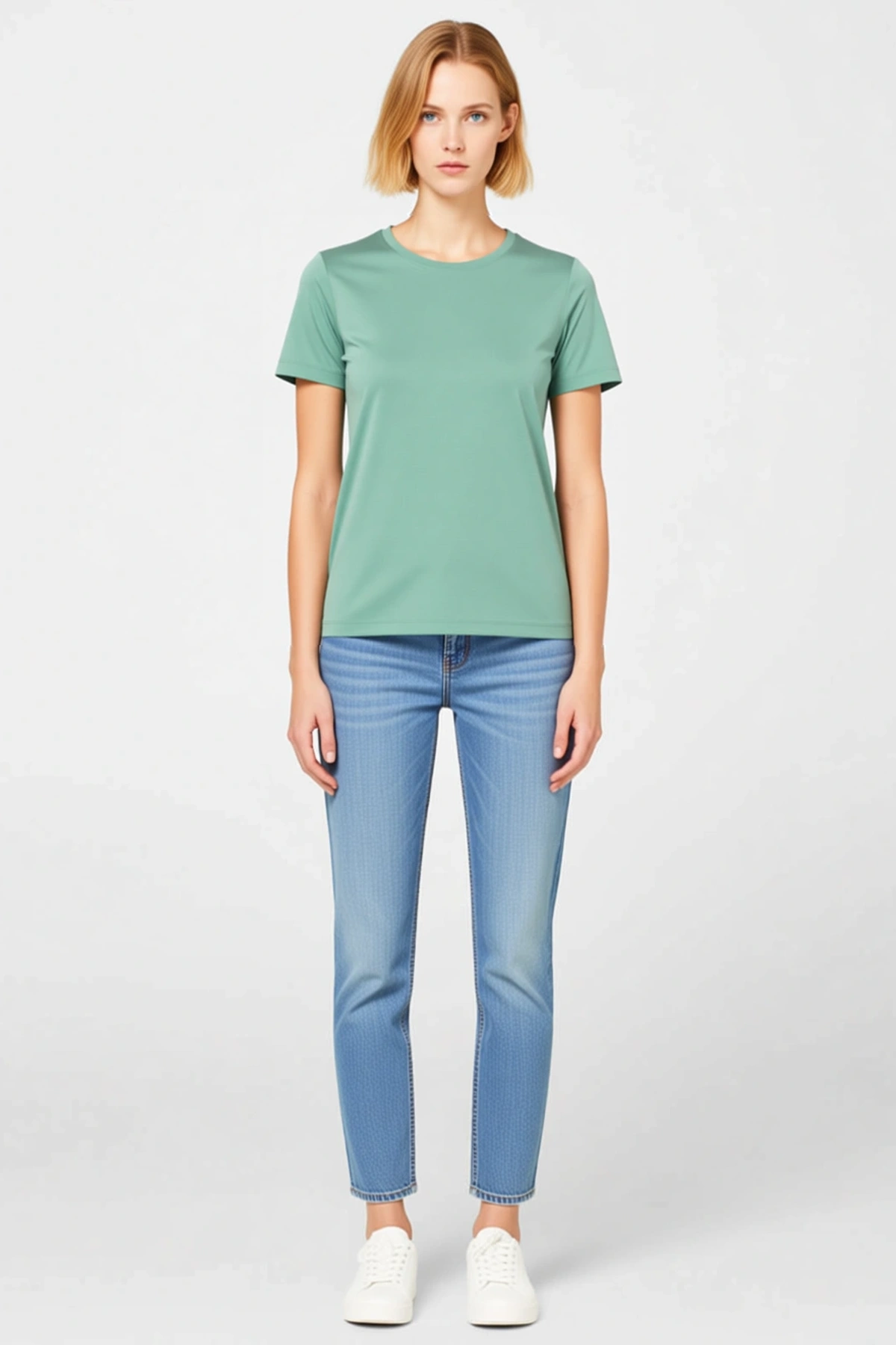 Kısa Kollu Bisiklet Yaka Likralı Slim Fit Kadın Tişört Günlük Body Kesim Basic Sade Tasarım