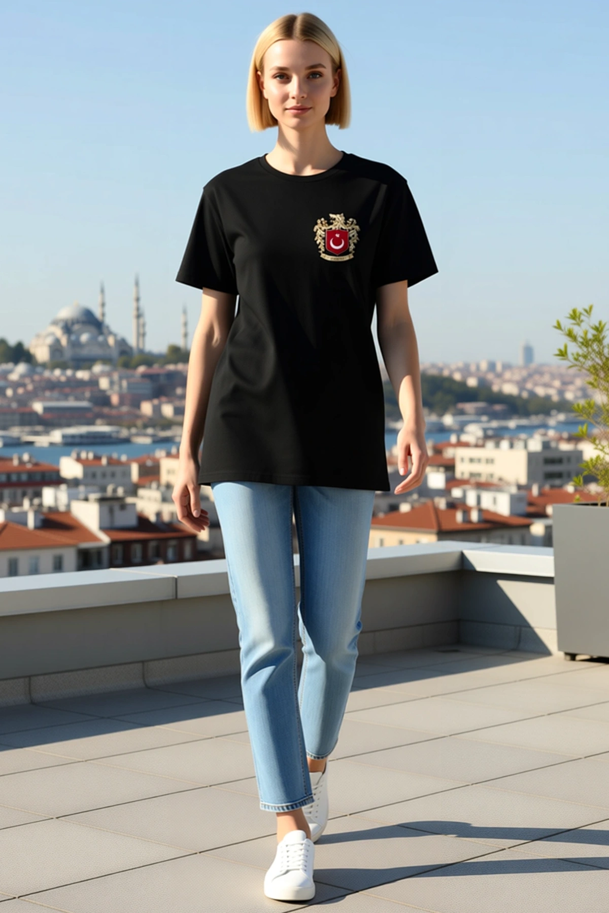 Kadın Bisiklet Yaka Türkiye Armalı Altın Kurt Başlı Kalkan Baskılı Uzun Boy Günlük Kısa Kollu Tişört