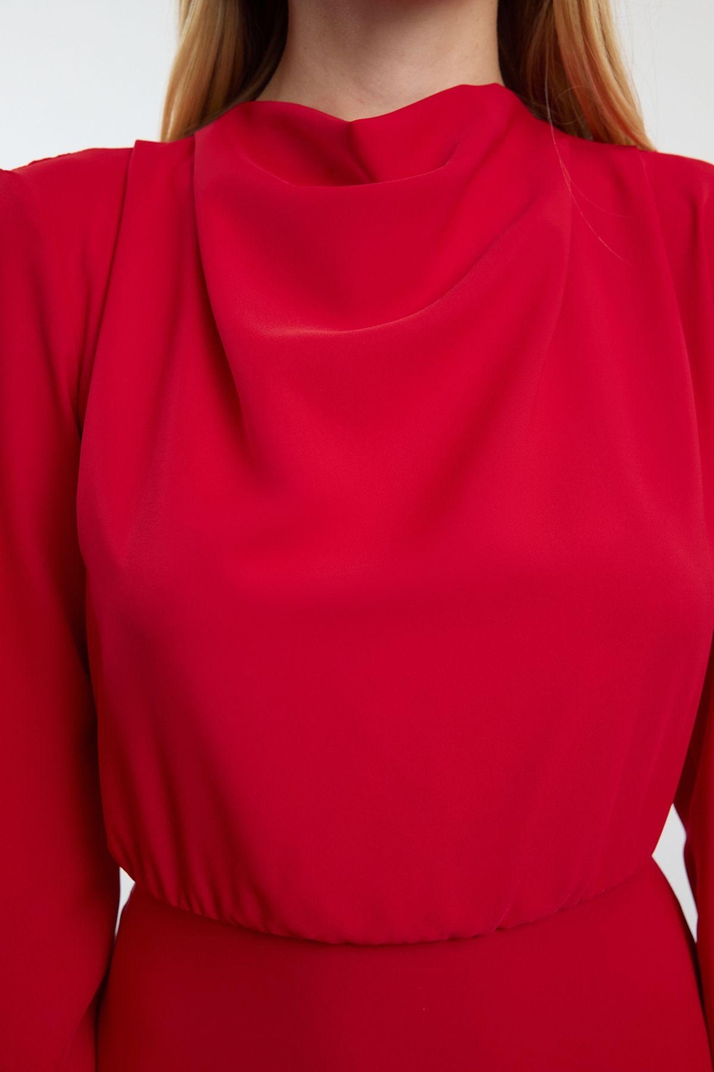 Kadın Dokuma Polyester Düz Desen Degaje Yaka Uzun Balon Kol Midi Elbise Kışlık Şık Gündüz Gece