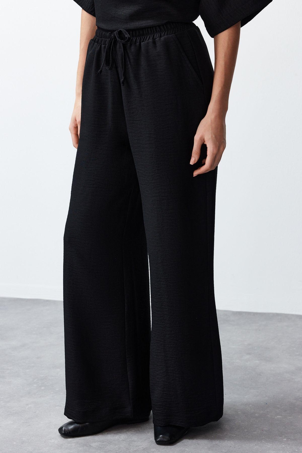 Tarz Kadın Modern Moda Normal Bel Boru Paça V Yaka V Yaka Dokuma Bluz-Pantolon Takım