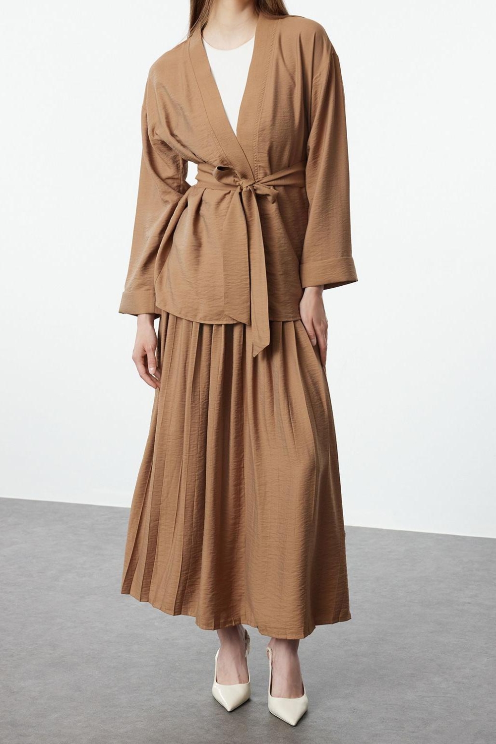Tarz Kadın Modern Moda Normal Bel Boru Paça V Yaka Kuşaklı Kimono-Piliseli Etek Dokuma Alt-Üst Takım