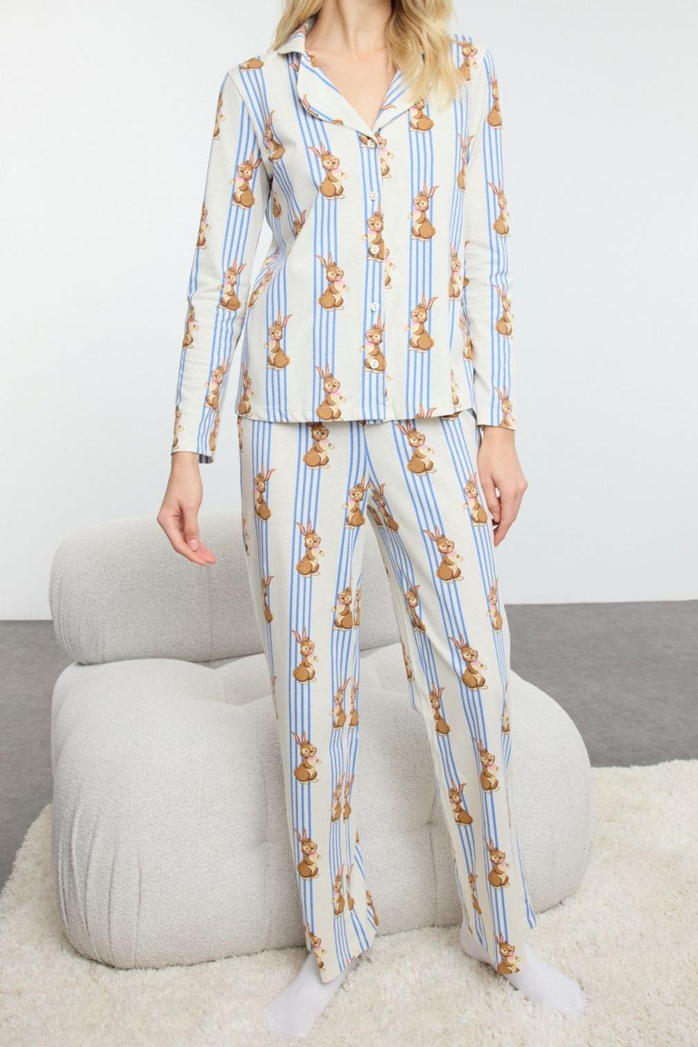 Tarz Rahat Uzun Kollu Boru Paça %100 Pamuklu Çizgili Tavşan Desenli Örme Pijama Takımı