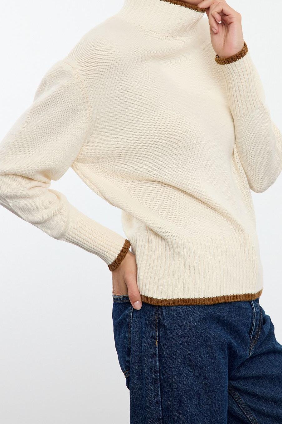 Stil Modern Kadın Regular Standart Kol Dik Yaka Geniş Kalıp Basic Renk Bloklu Triko Kazak