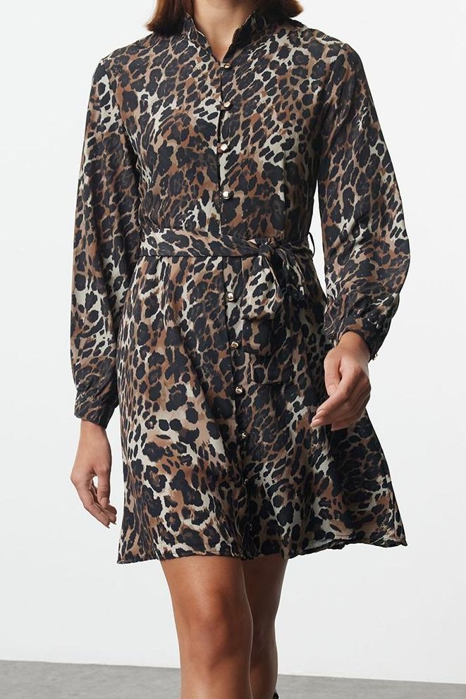 Moda Stil Regular Gömlek Yaka Mini Boy Kuşaklı Leopar Desen Astarlı Dokuma Gömlek Elbise