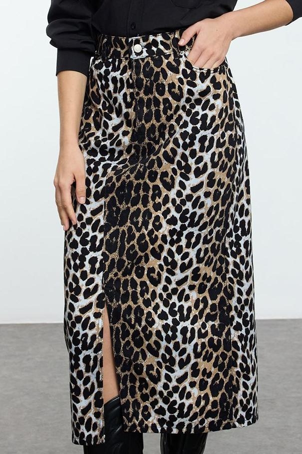 Modern Tarz Astarsız Dokuma Maxi Boy Animal Leopar Desenli Önden Yırtmaçlı Maxi Boy Dokuma Etek