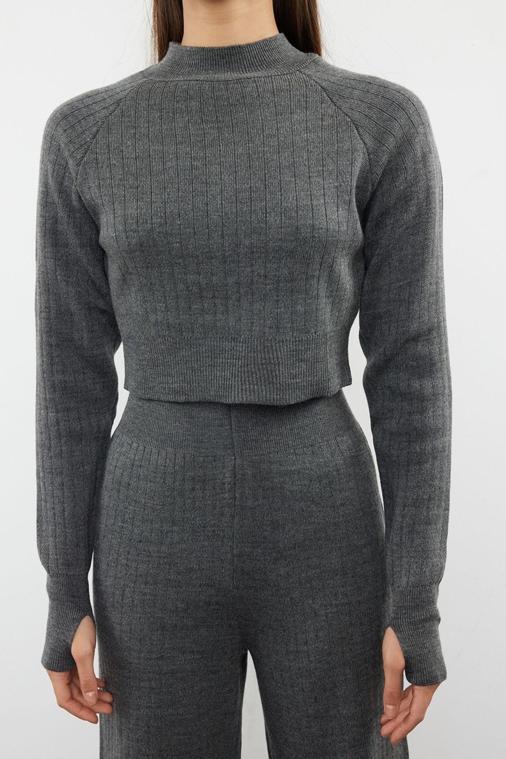 Tarz Kadın Modern Moda Normal Bel Boru Paça Dik Yaka Crop Parmak Detaylı Triko Alt-Üst Takım