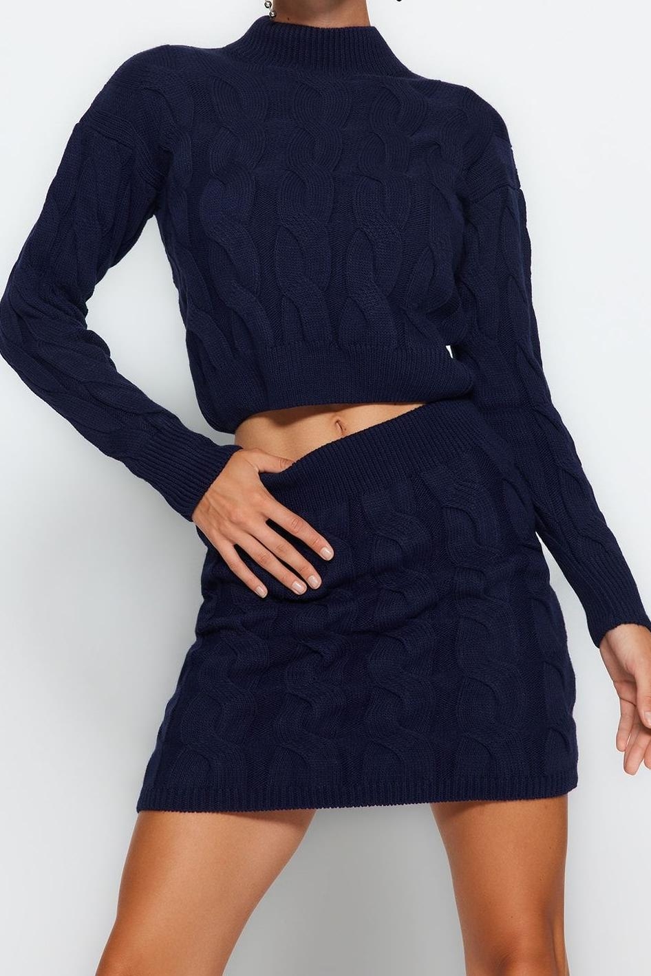 Tarz Kadın Modern Moda Normal Bel Boru Paça Dik Yaka Crop Dik Yaka Triko Alt-Üst Takım