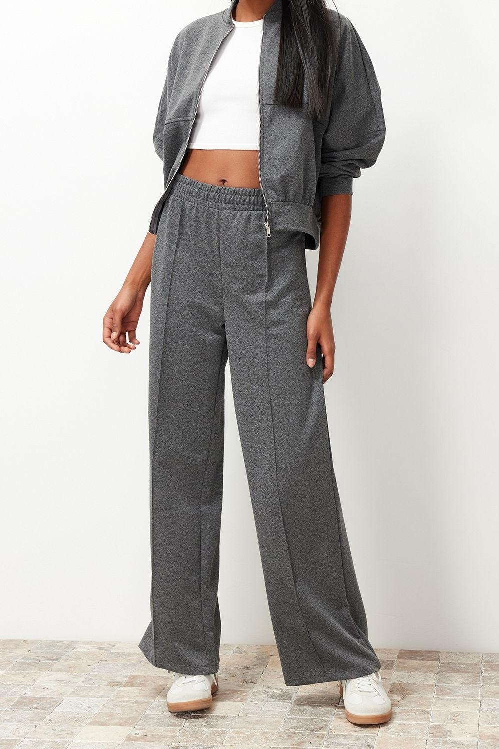 Tarz Kadın Normal Bel Boru Paça Fermuarlı Dik Yaka Örme Sweatshirt Pantolon Alt-Üst Takım