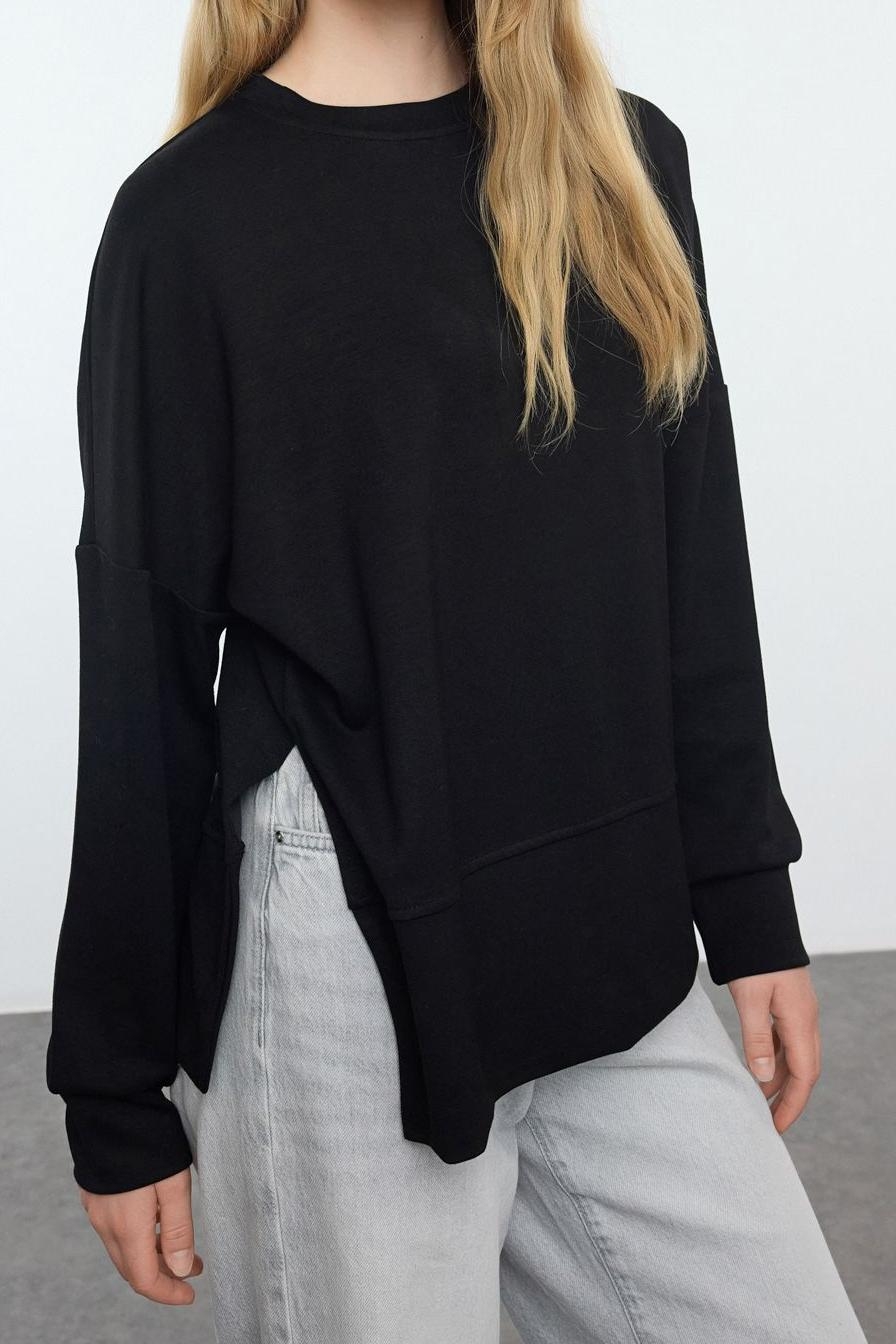 Tarz Bol Bisiklet Yaka Düşük Kol Uzun Geniş Kesim Yırtmaçlı Yumuşak Tuşeli Örme Sweatshirt