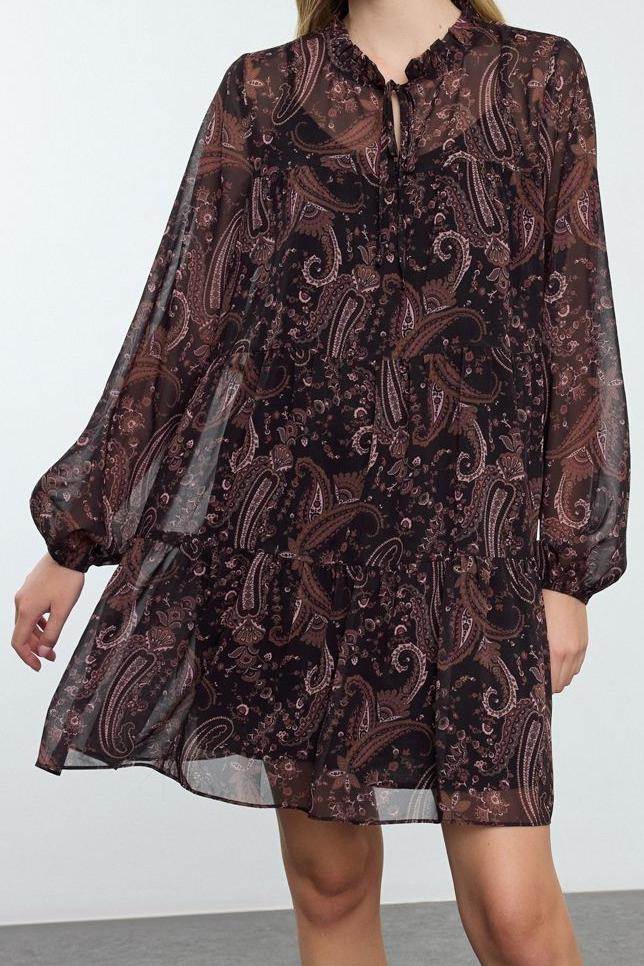 Moda Stil Regular Dik Yaka Mini Boy Çiçek Desenli Bol Kalıp Astarlı Şifon Dokuma Kışlık Elbise