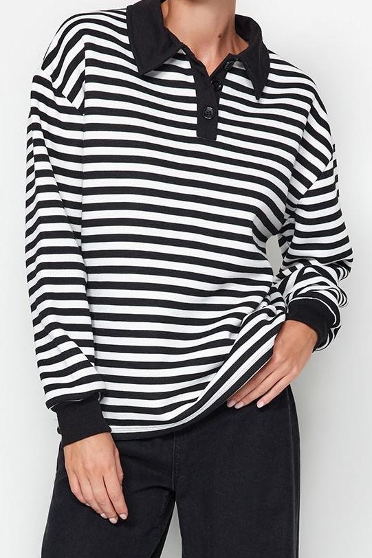 Tarz Oversize Polo Yaka Düşük Kol Regular Çizgili Polo Yaka Kalın İçi Polarlı Örme Sweatshirt