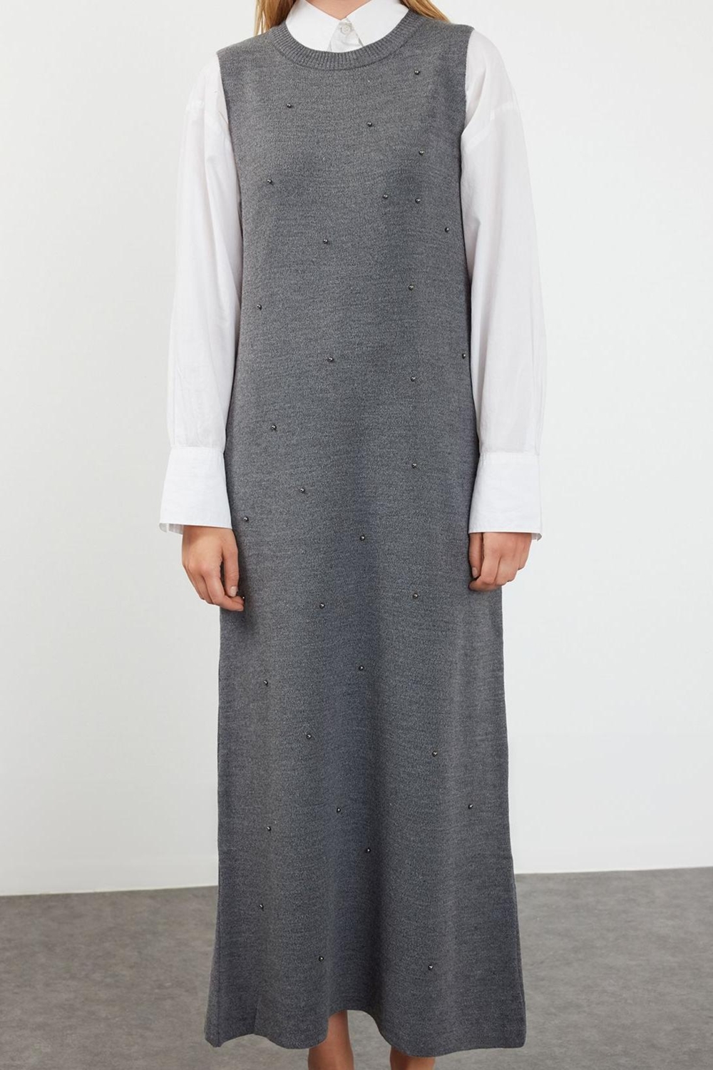 Moda Stil Regular Bisiklet Yaka Uzun Tesettür İncili Triko Elbise
