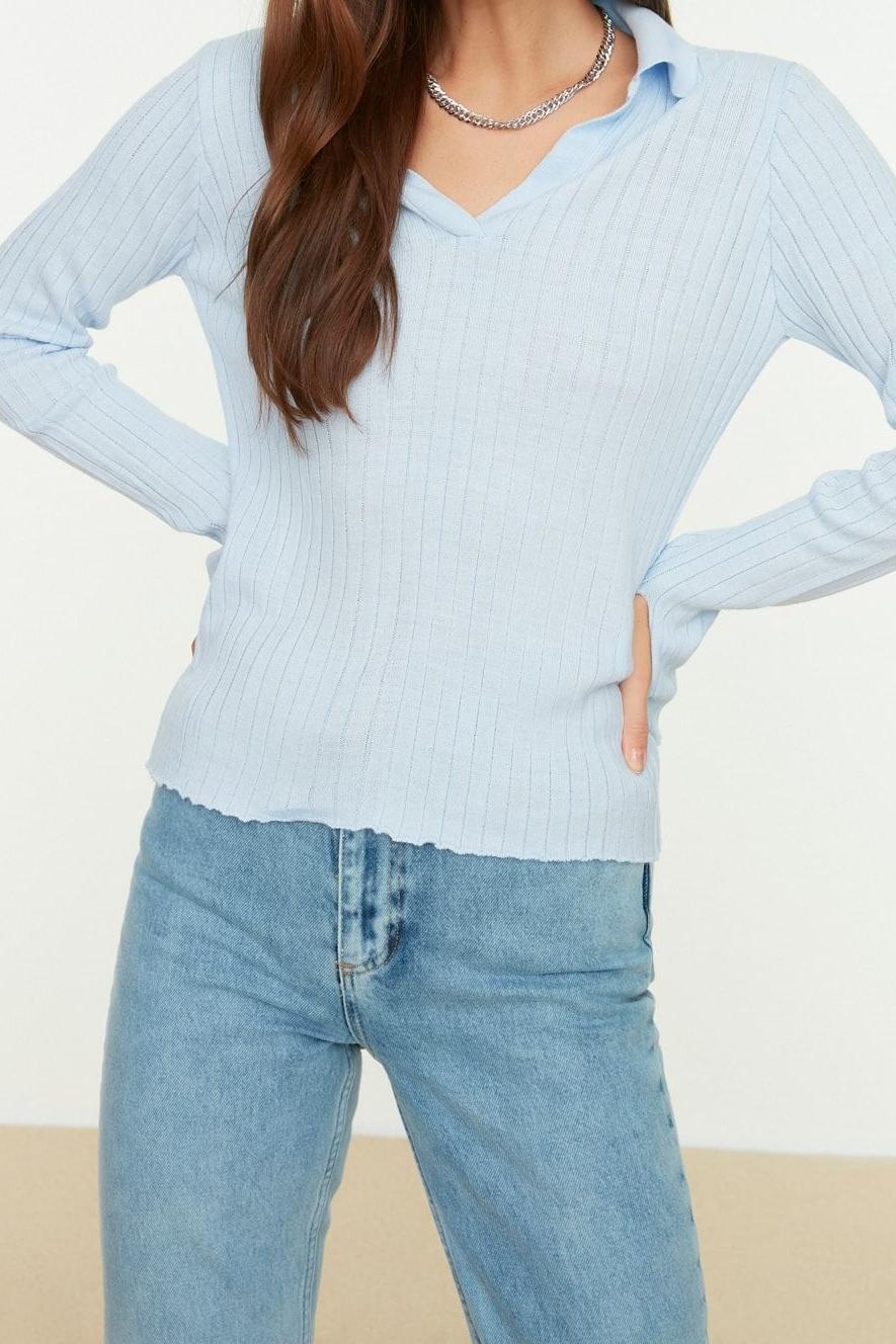 Kadınlara Özel Basic Regular Kesim Polo Yaka Fitilli Triko Kazak Modern ve Konforlu Stil Kaliteli