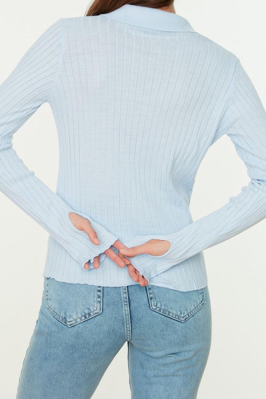 Kadınlara Özel Basic Regular Kesim Polo Yaka Fitilli Triko Kazak Modern ve Konforlu Stil Kaliteli