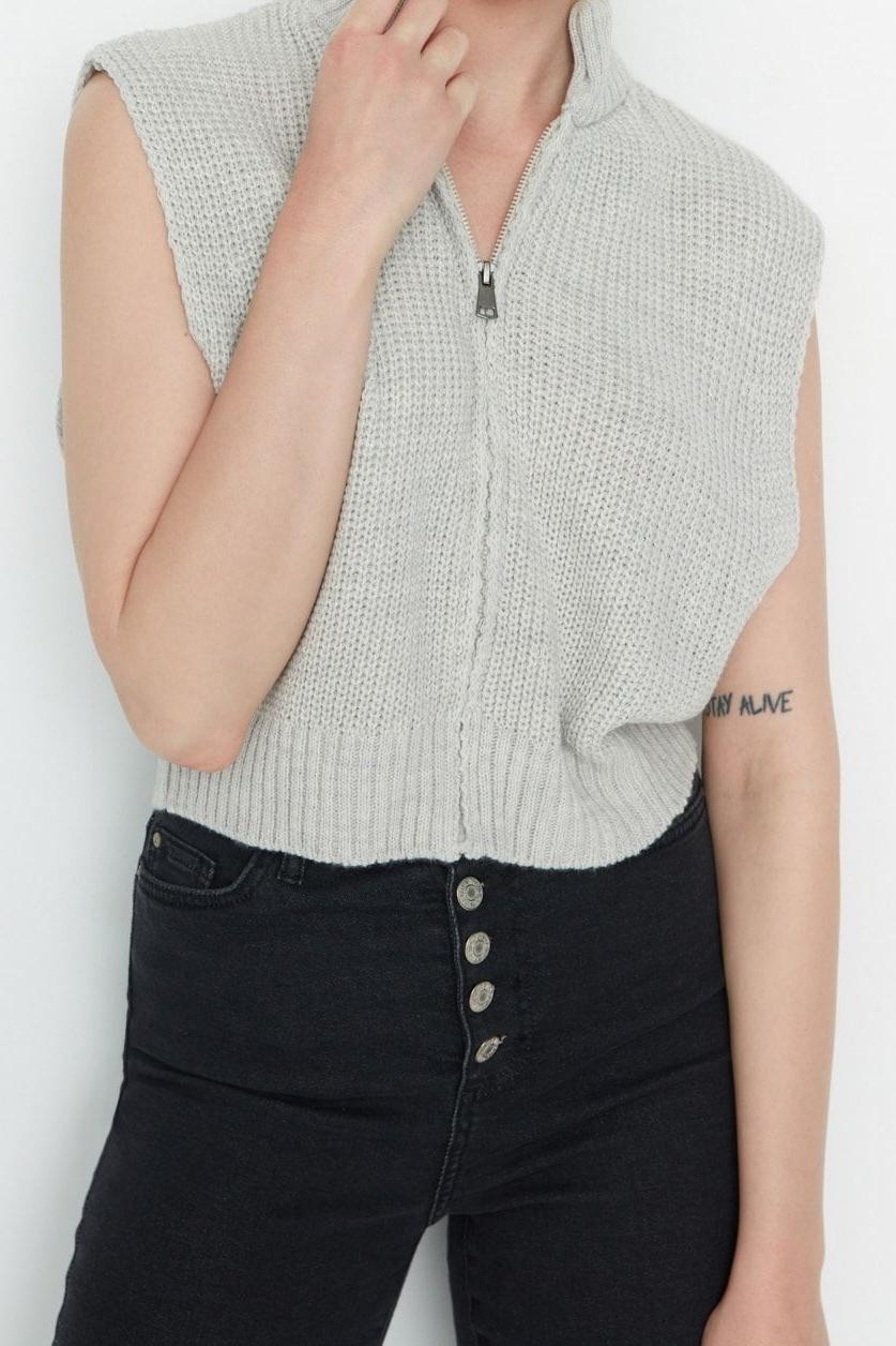 Stil Modern Kadın Crop Standart Kol Dik Yaka Fermuarlı Basic Triko Yelek