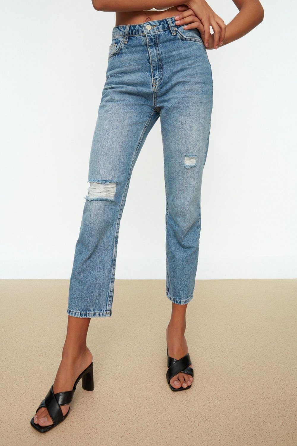 Stil Kadın Moda Denim Kot Pantolon Regular Boru Paça Mavi Yırtık Detaylı Yüksek Bel Jeans