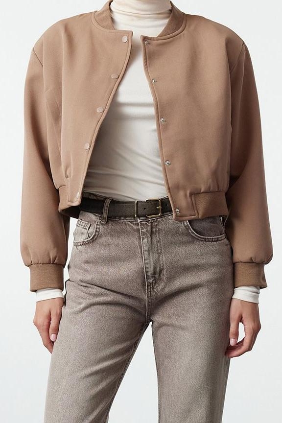 Tasarım Düz Astarlı Yaka Crop Bol Hakim Kadın Oversize Crop İnce Bomber Mont