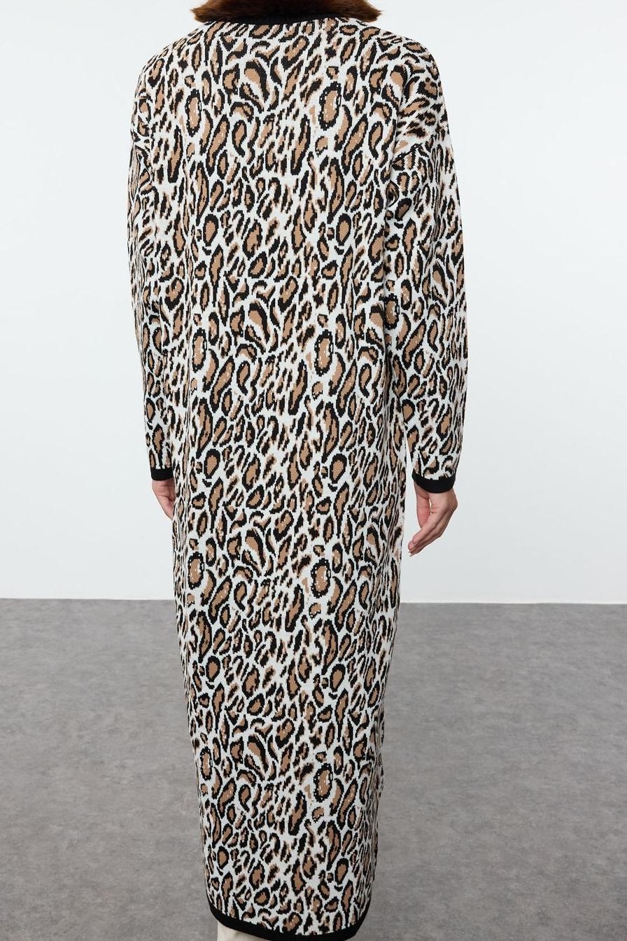 Moda Stil Regular Dik Yaka Maxi Boy Tesettür Leopar Desenli Triko Elbise