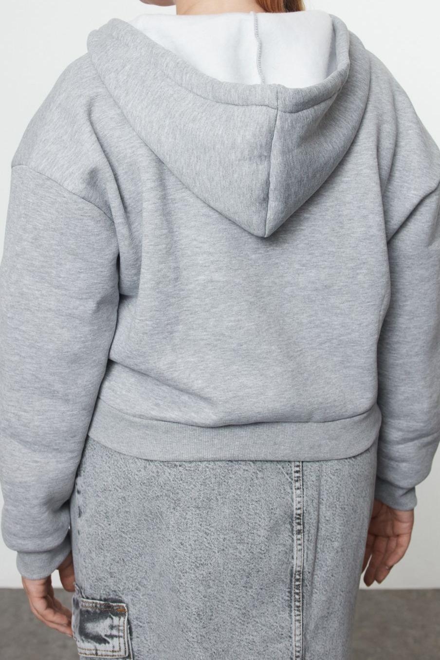Büyük Beden Kapüşonlu Düşük Kol Crop Kalın Polarlı V Yaka Rahat Kesim Crop Örme Sweatshirt
