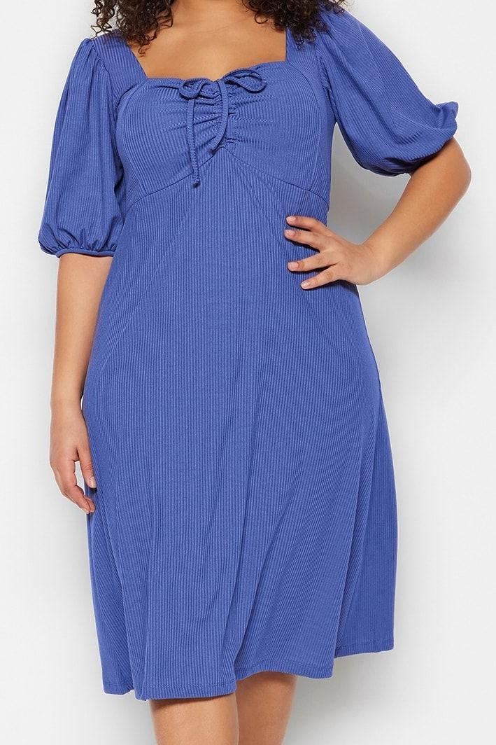 Moda Stil Relaxed Kalp Yaka Midi Boy Büyük Beden Örme Elbise