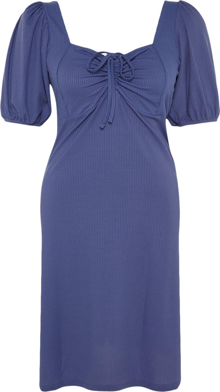 Moda Stil Relaxed Kalp Yaka Midi Boy Büyük Beden Örme Elbise