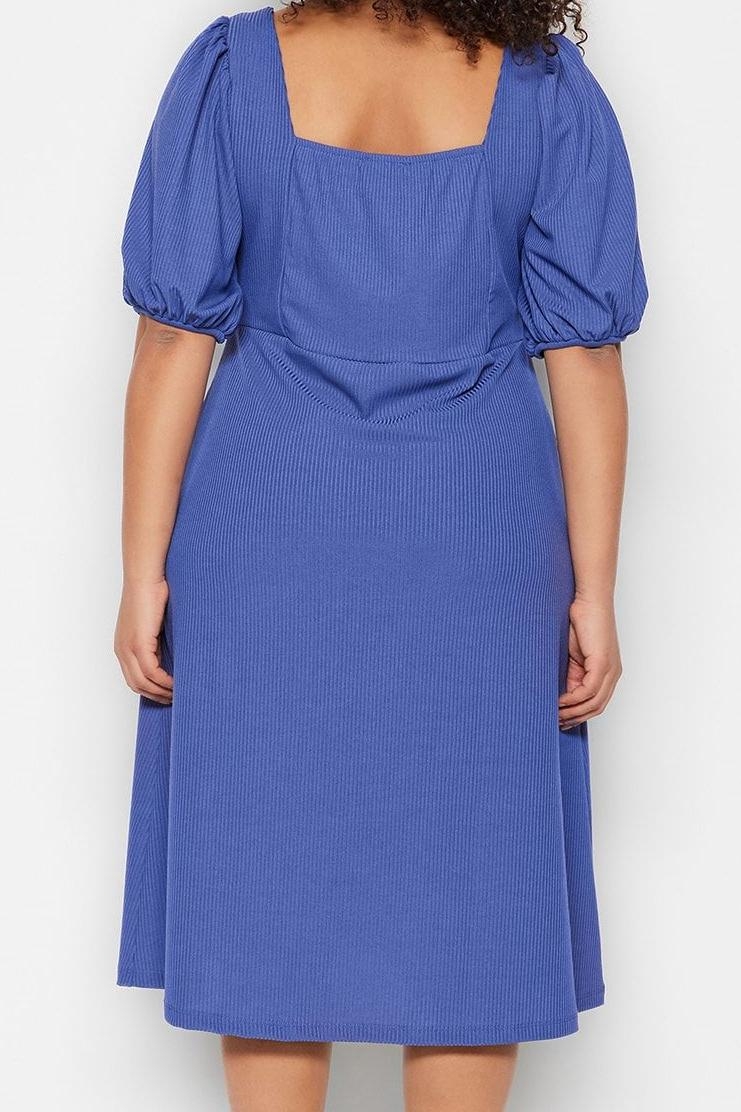 Moda Stil Relaxed Kalp Yaka Midi Boy Büyük Beden Örme Elbise