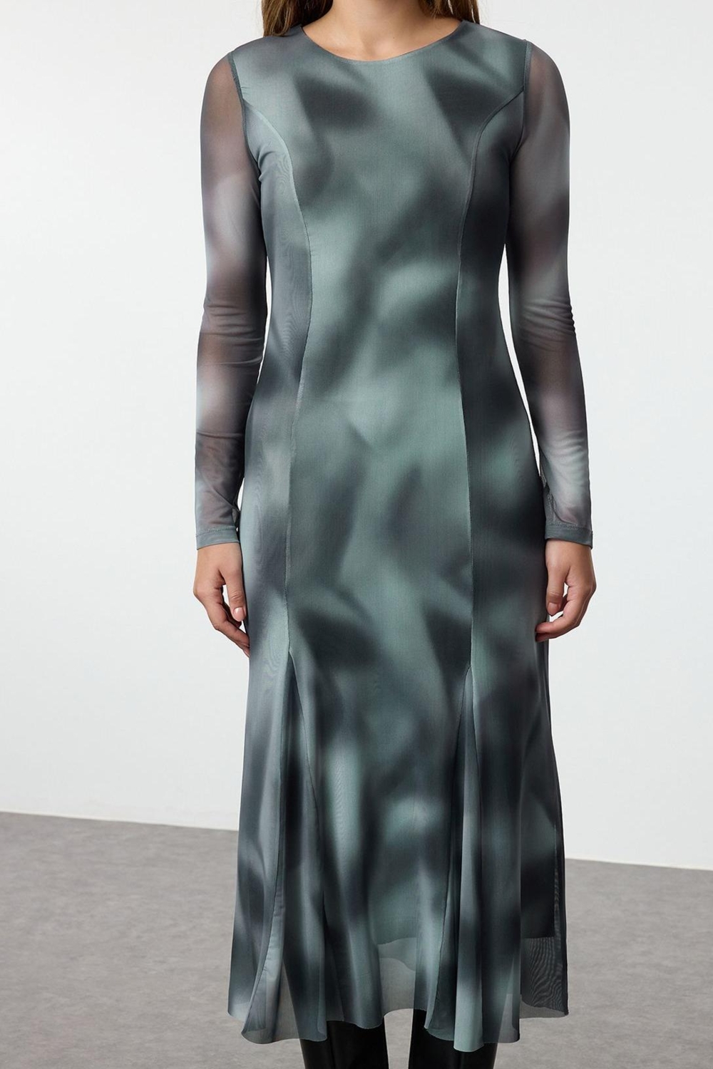 Moda Stil Slim Bisiklet Yaka Midi Boy Soyut Soyut Desenli Etek Ucu Fıfrfırlı Örme Elbise
