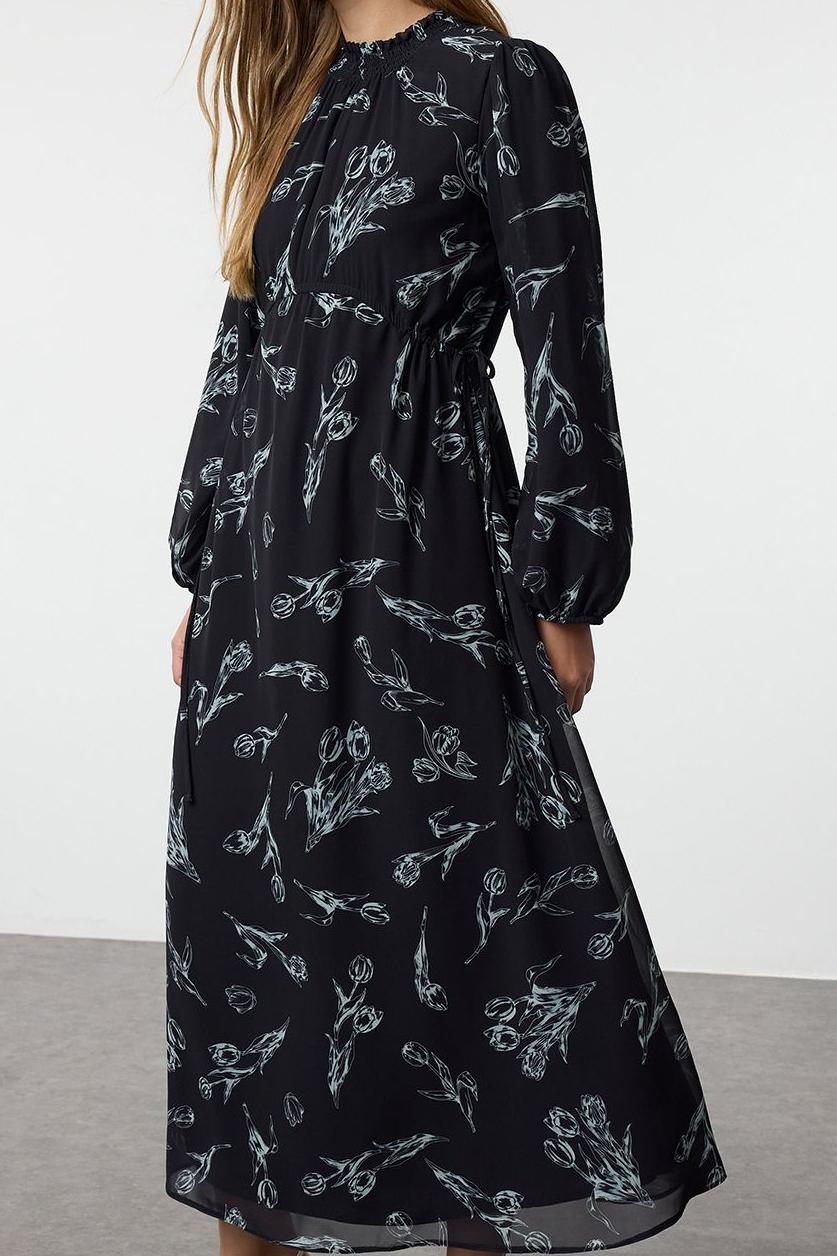 Moda Stil Regular Dik Yaka Maxi Boy Tesettür Şifon Çiçek Desenli Dokuma Elbise