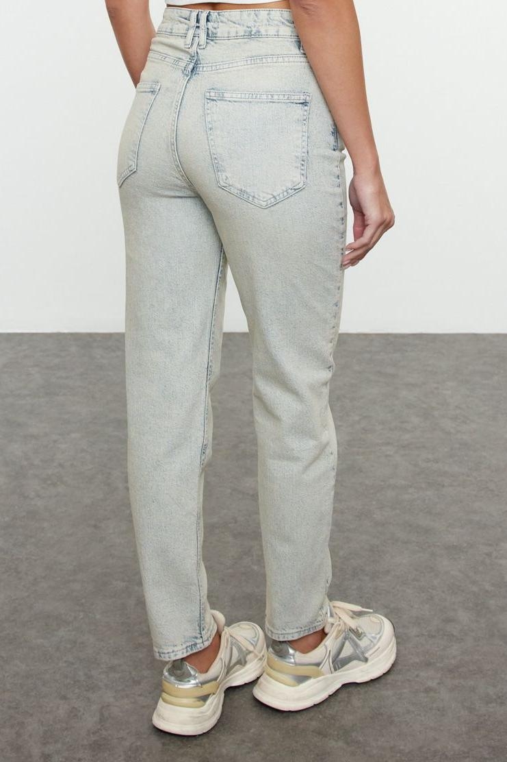 Stil Kadın Moda Denim Kot Pantolon Uzun Boru Paça Yüksek Bel Comfort Mom Jeans