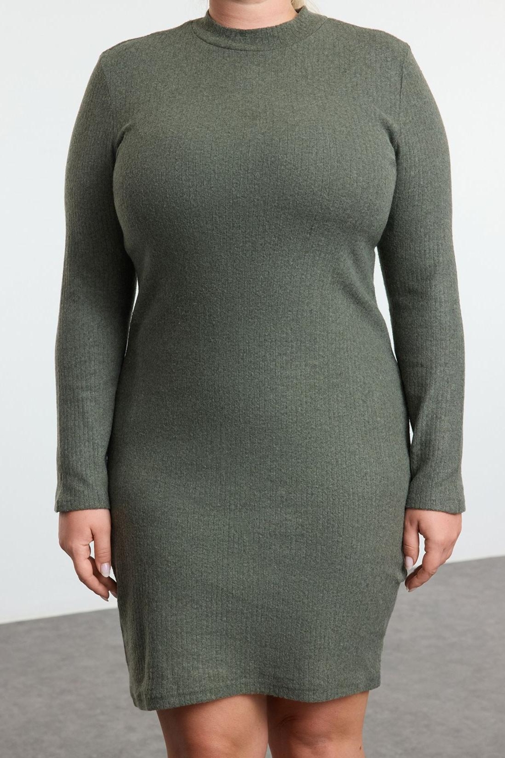 Moda Fitted Bisiklet Yaka Mini Boy Büyük Beden Vücuda Oturan Fitili Kışlık Örme Büyük Beden Elbise