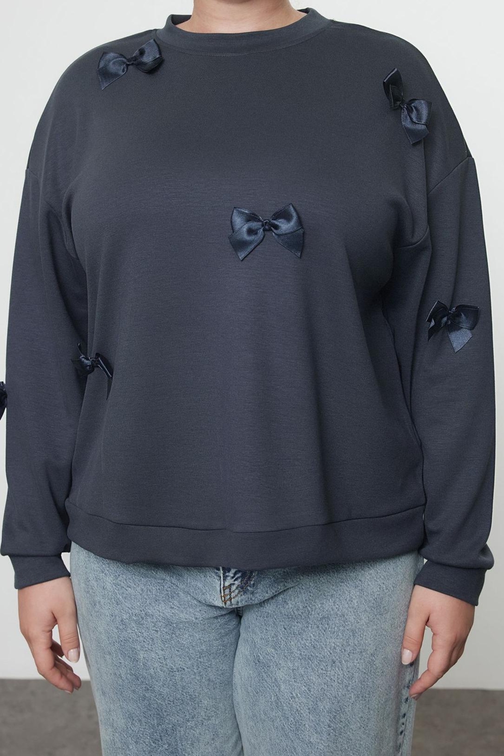 Büyük Beden Oversize Bisiklet Yaka Standart Kol Gri Kurdele Detaylı Tarzl Örme Sweatshirt