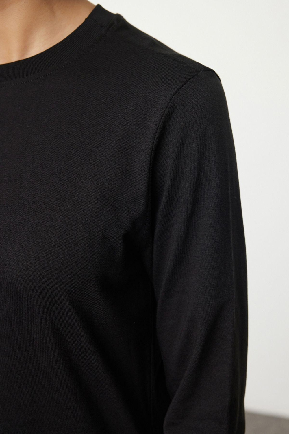 Moda Stil Loose Bisiklet Yaka Uzun Tesettür Örme Eteği Pilise Detaylı Elbise