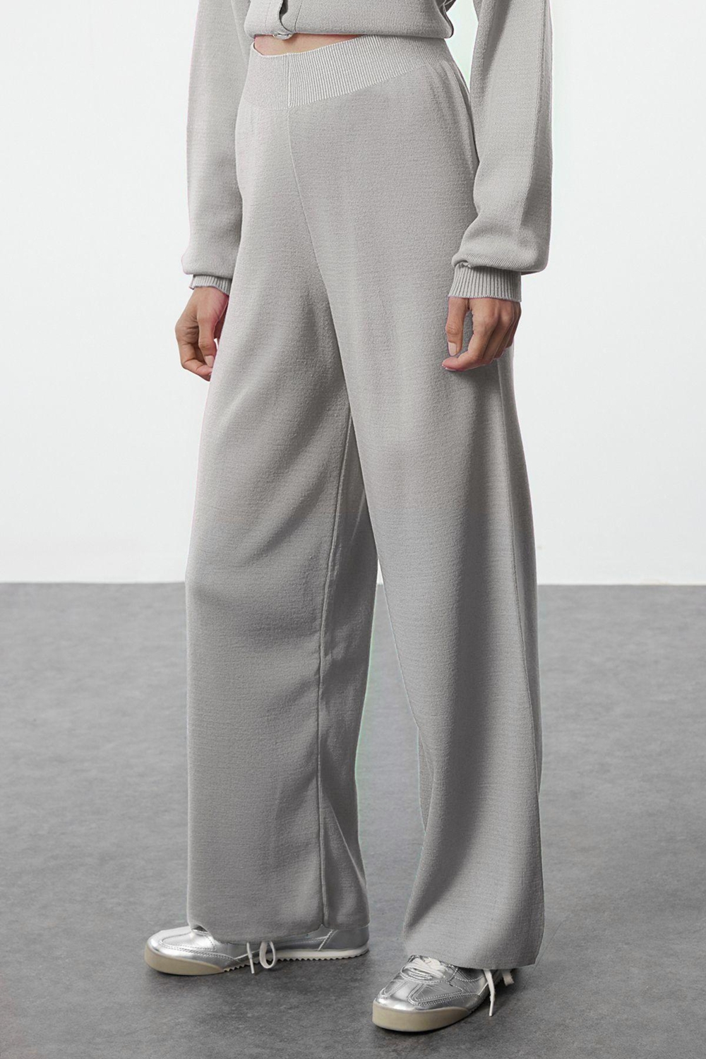 Tarz Kadın Modern Moda Normal Bel Boru Paça Bisiklet Yaka Crop Triko Alt-Üst Takım