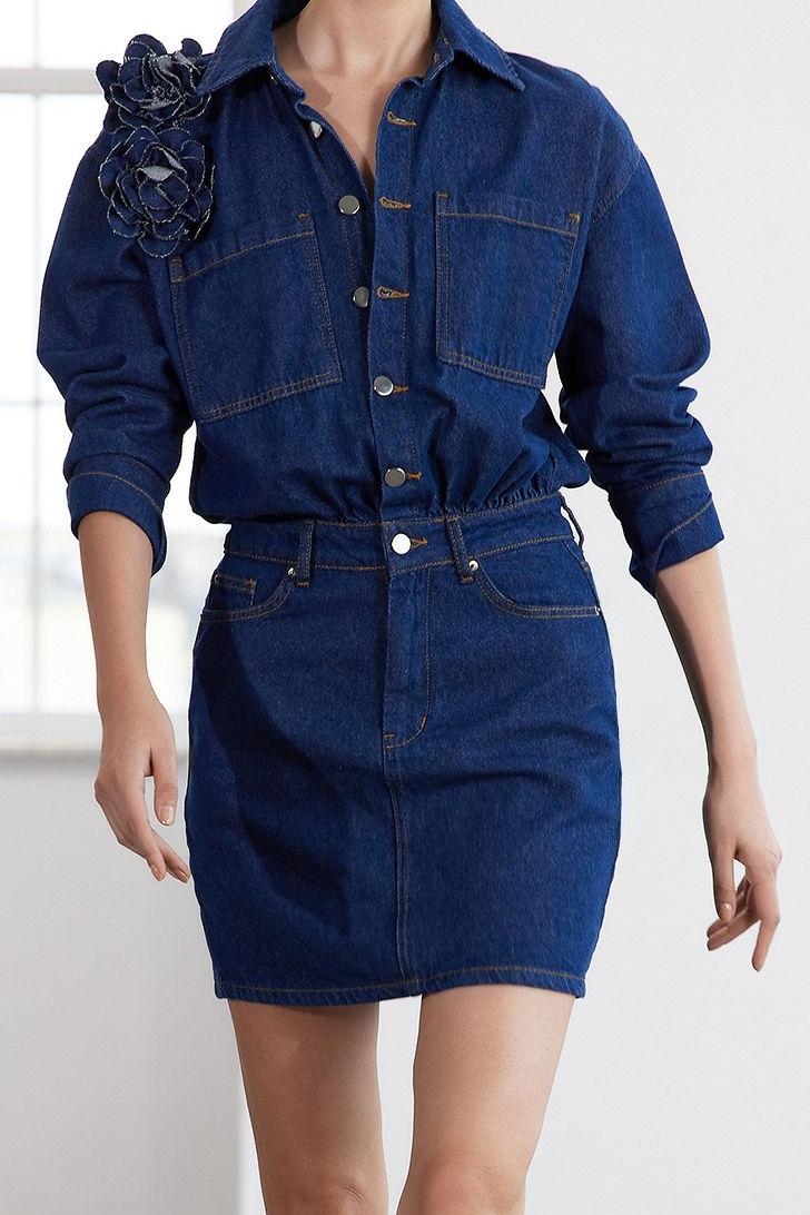 Moda Stil Regular Gömlek Yaka Regular Boy Limited Edition Gül Detaylı Denim Elbise