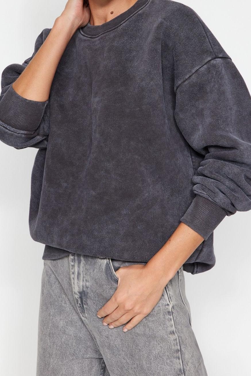 Tarz Bol Bisiklet Yaka Düşük Kol Uzun Eskitme Kalın İçi Polarlı Geniş Kalıp Örme Sweatshirt