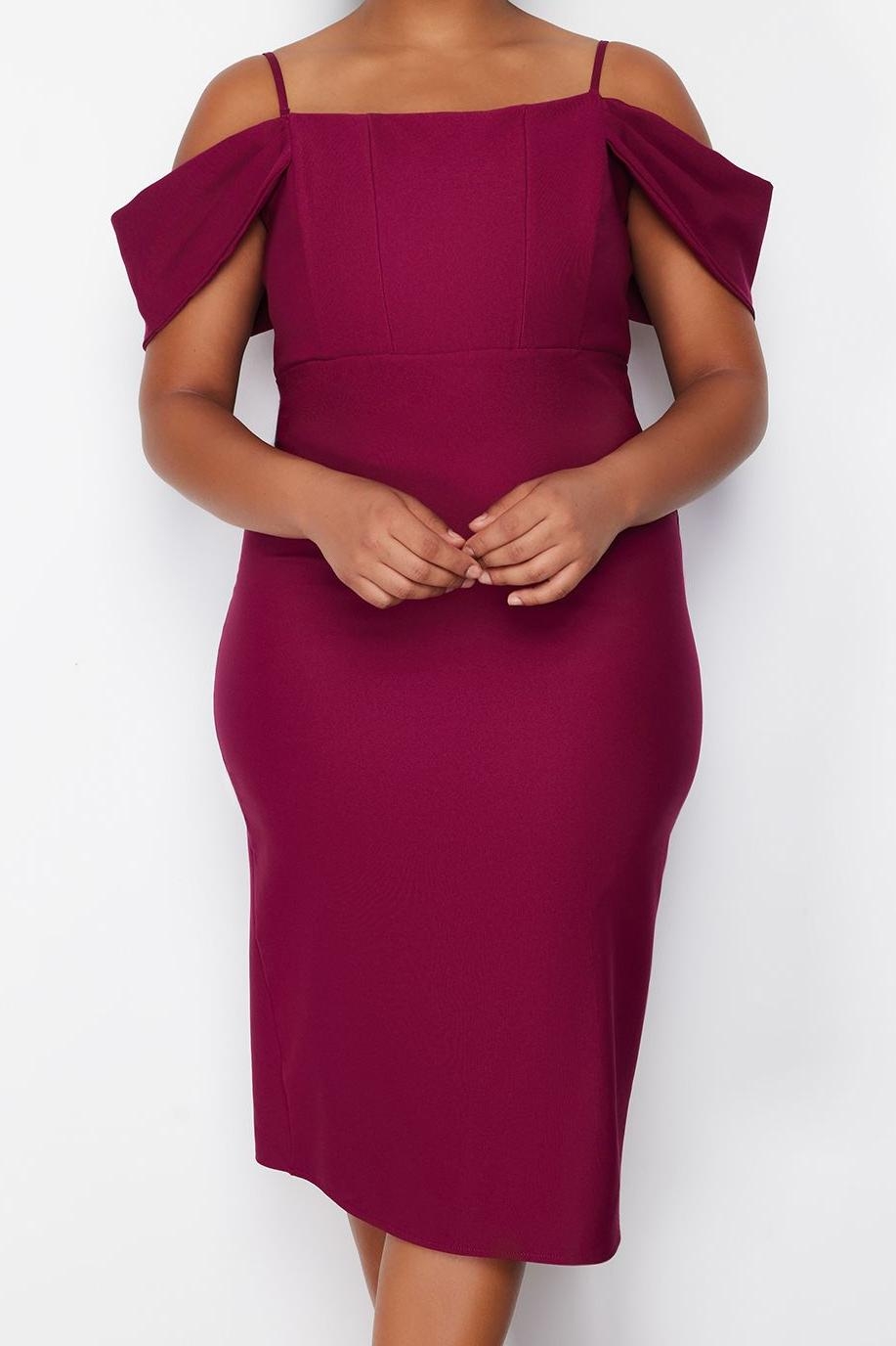 Moda Stil Fitted Carmen Yaka Midi Boy Büyük Beden Düz Bodycone Dokuma Büyük Beden Elbise