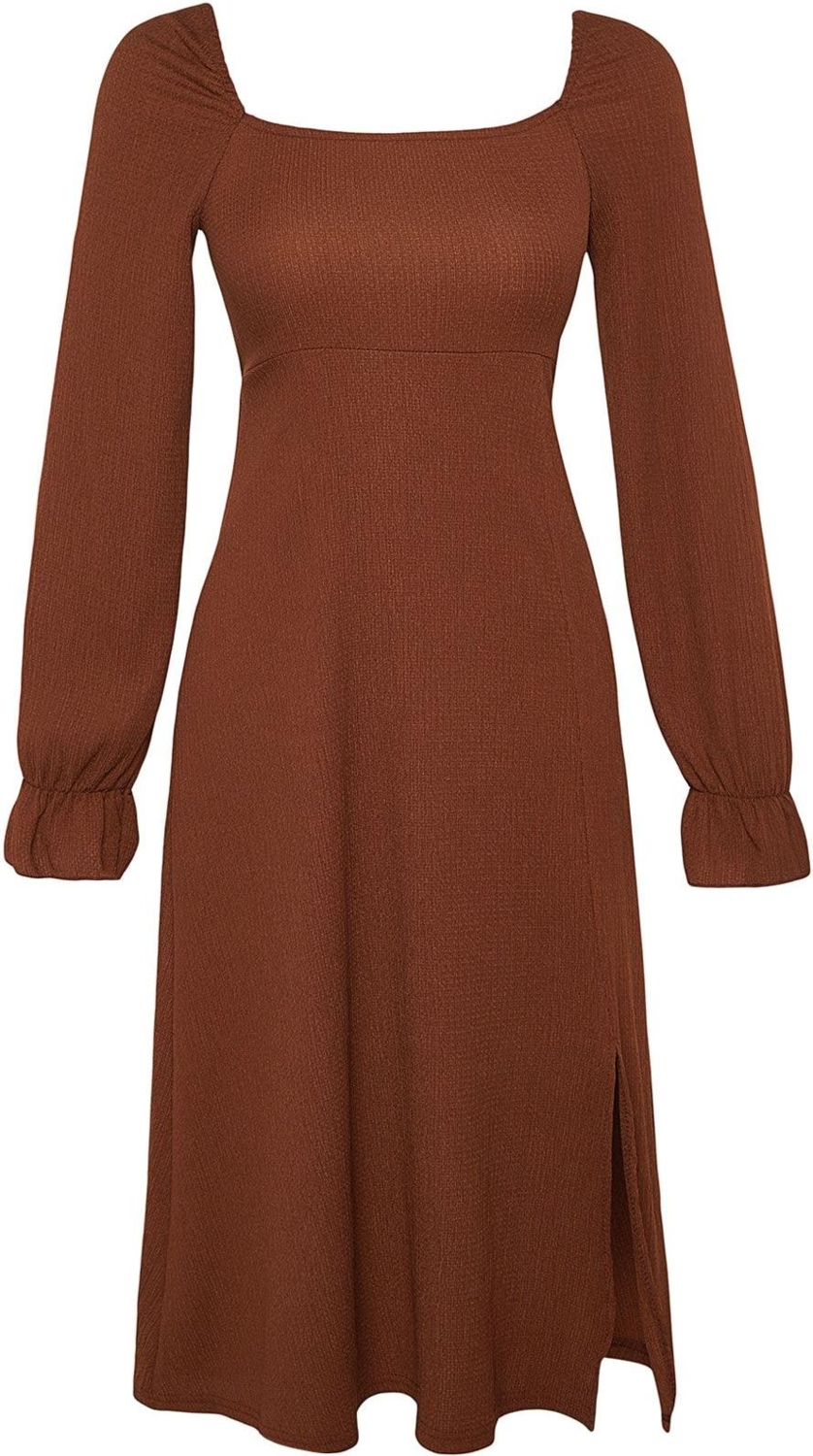 Moda Stil Kloş Kare Yaka Midi Boy Bürümcük Dokulu Yırtmaçlı Örme Elbise