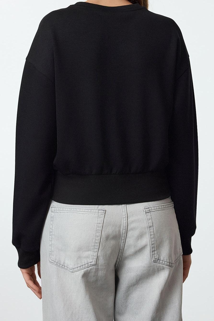 Tarz Bol Bisiklet Yaka Düşük Kol Uzun Çıtçıtlı Rahat Kalıp Crop Kalın Örme Sweatshirt