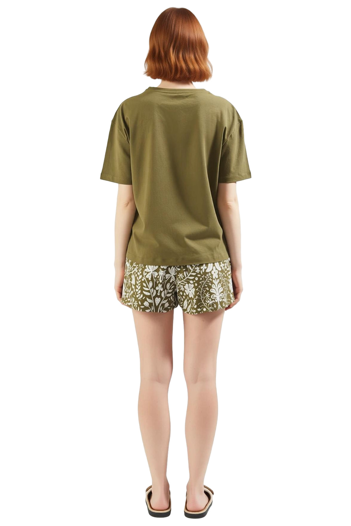 Kadın Çiçekli Pamuklu Kısa Kol Pijama Takımı Mükemmel Uyum Rahat Ve Şık Trend Tasarım