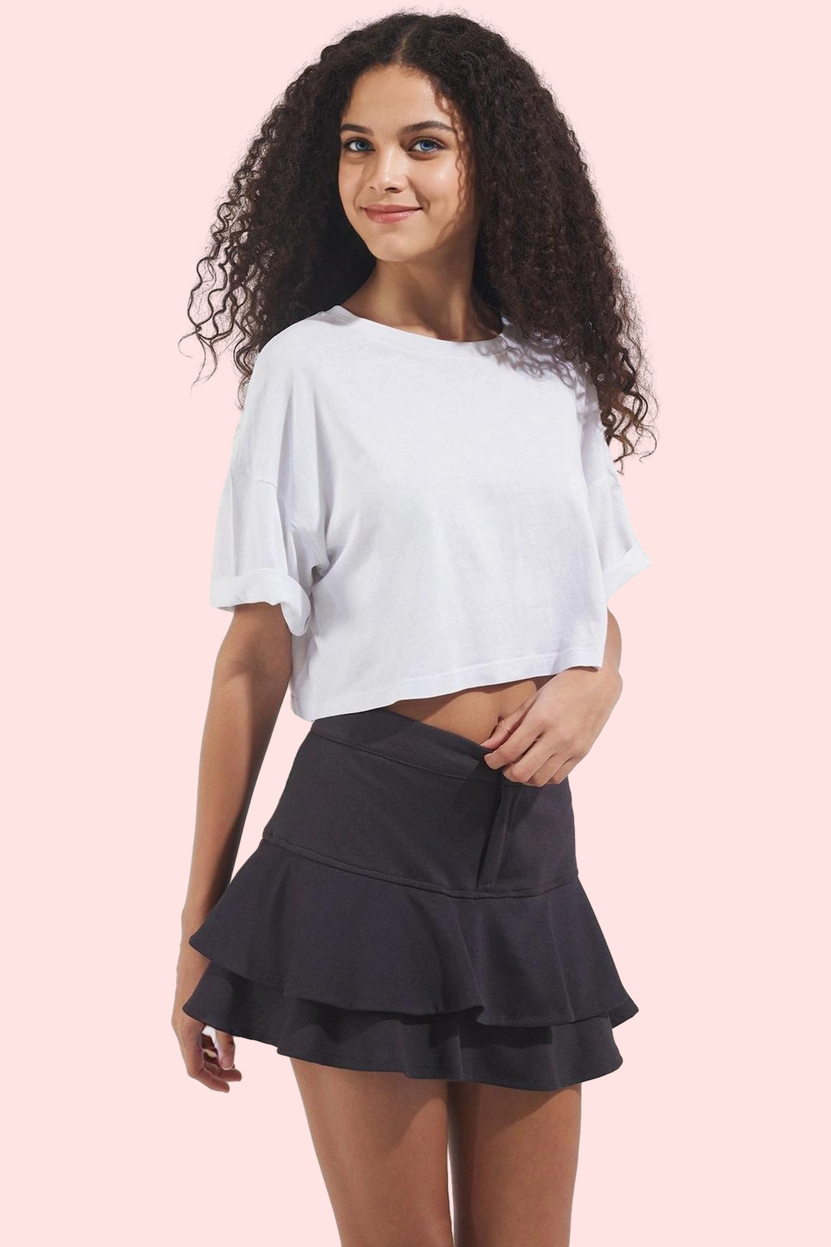 Kadın Moda Mini Örme Şort Etek Fırfırlı Beli Lastikli Kısa Boy Yazlık Şort Günlük Kullanım