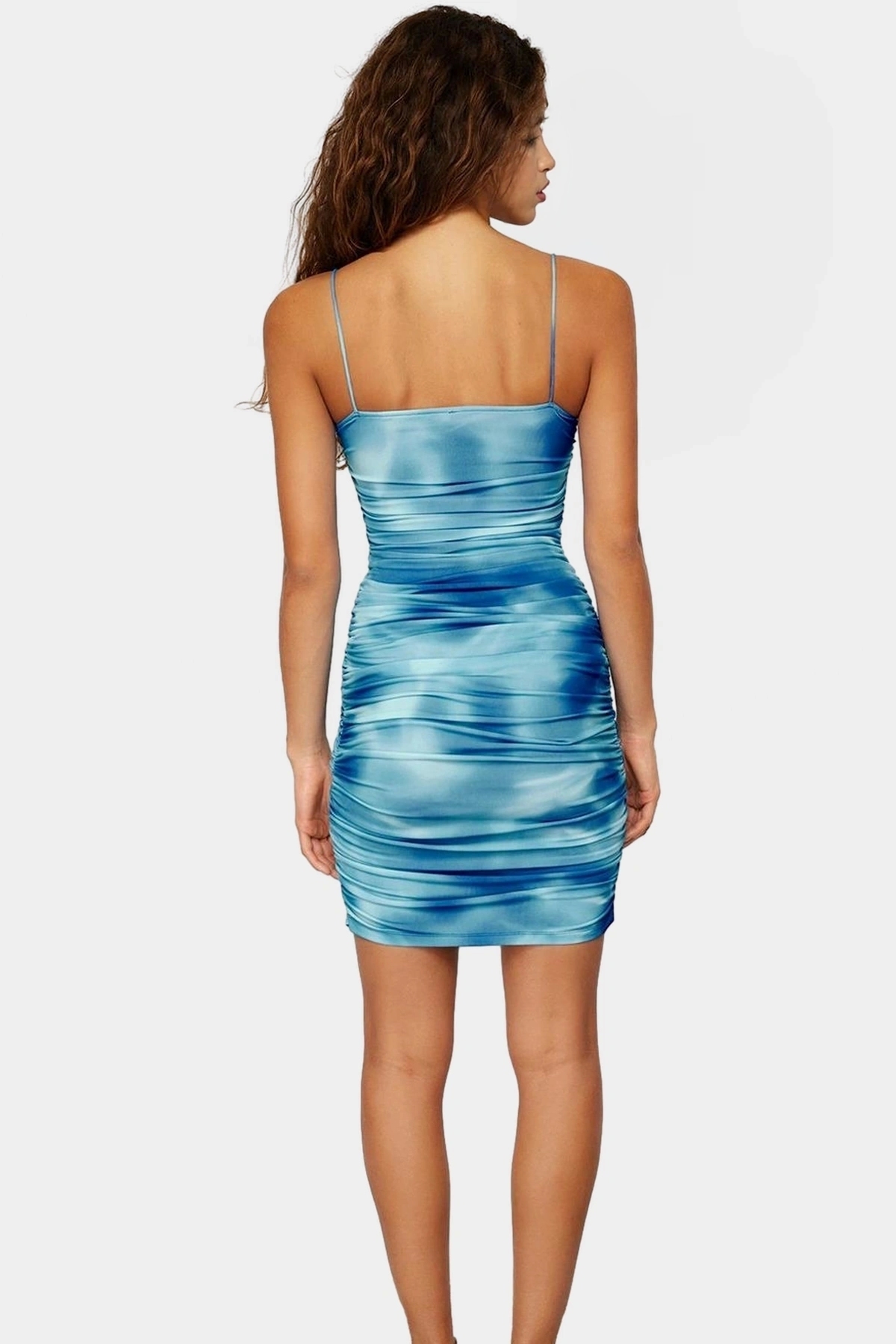 Kadın Mini Bodycon Elbise İnce Askılı Örme Kumaş Yazlık Günlük Stil Yaz Aylarının Vazgeçilmezi