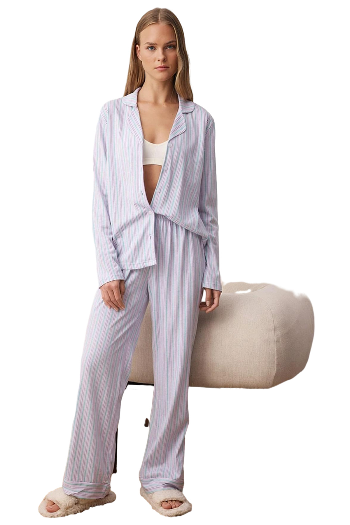 Kadın Pamuklu Çizgili Pijama Takımı Regular Kalıp Uzun Kollu Kışlık Rahat Özenle Seçilmiş