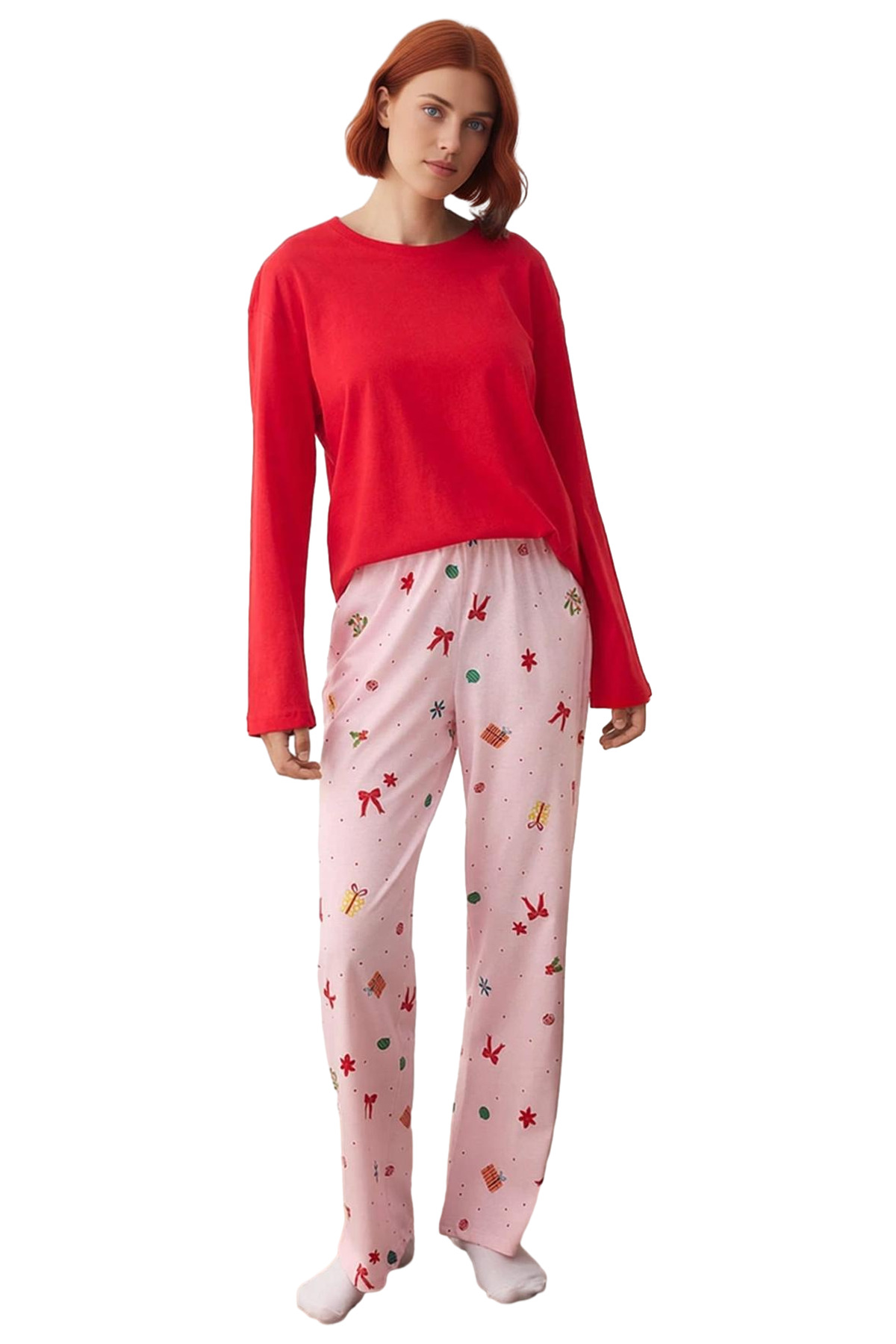 Kadın Yılbaşı Temalı Bisiklet Yaka Uzun Kollu Pijama Takımı Fonksiyonel Dayanıklı Kaliteli