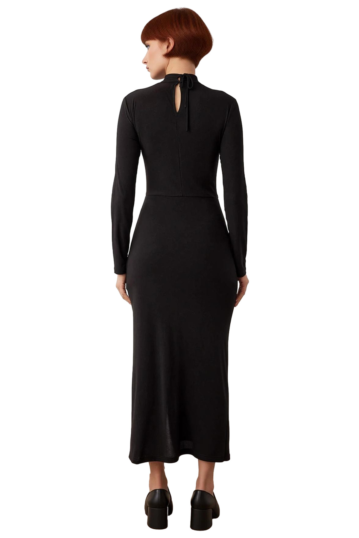 Kadın Siyah Bodycon Uzun Kollu Dik Yaka Maxi Elbise Aksesuar Detaylı Kış Şıklığı Gündüzden Geceye