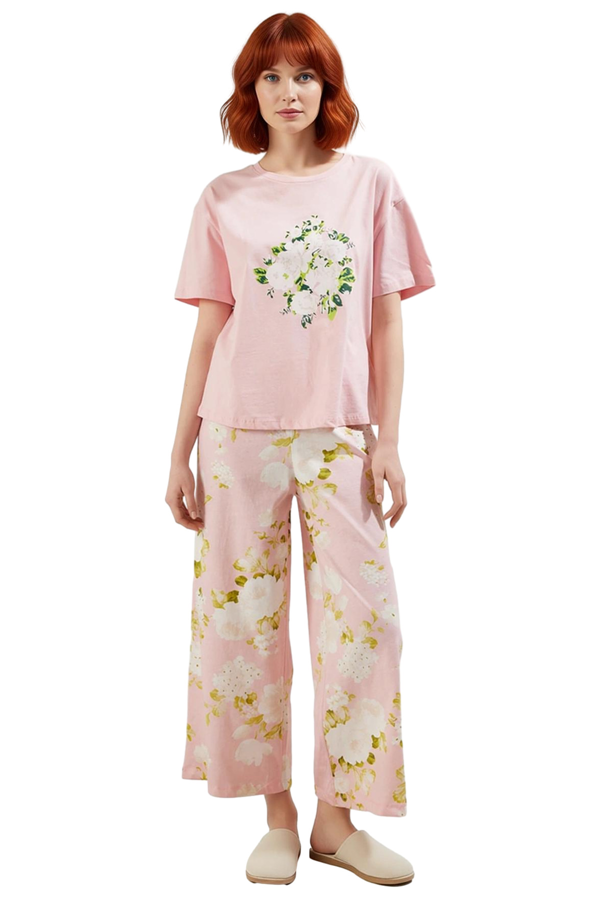 Kadın Pamuklu Çiçekli Pijama Takımı Rahat Ev Giyim Seti Özenle Seçilmiş Modern Stil